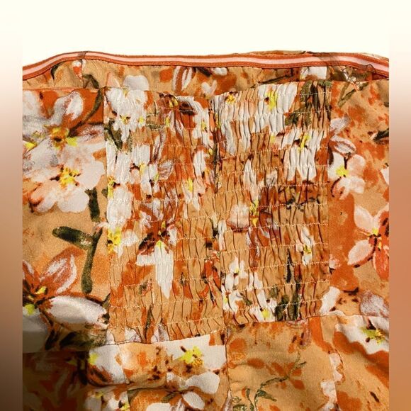 Entro Strapless Floral Wide-Legged Romper - Picture 6 of 10